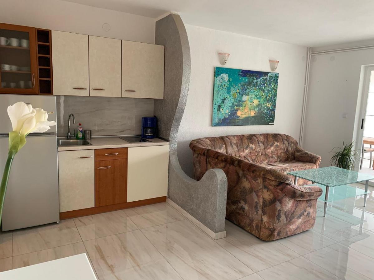 Apartman Kartec Крк Екстер'єр фото